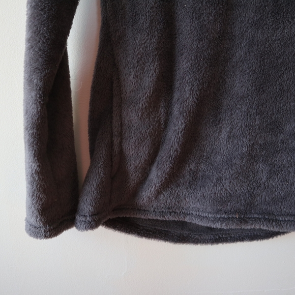Cozy Gray Longsleeve Turtleneck - Picture 3 of 7